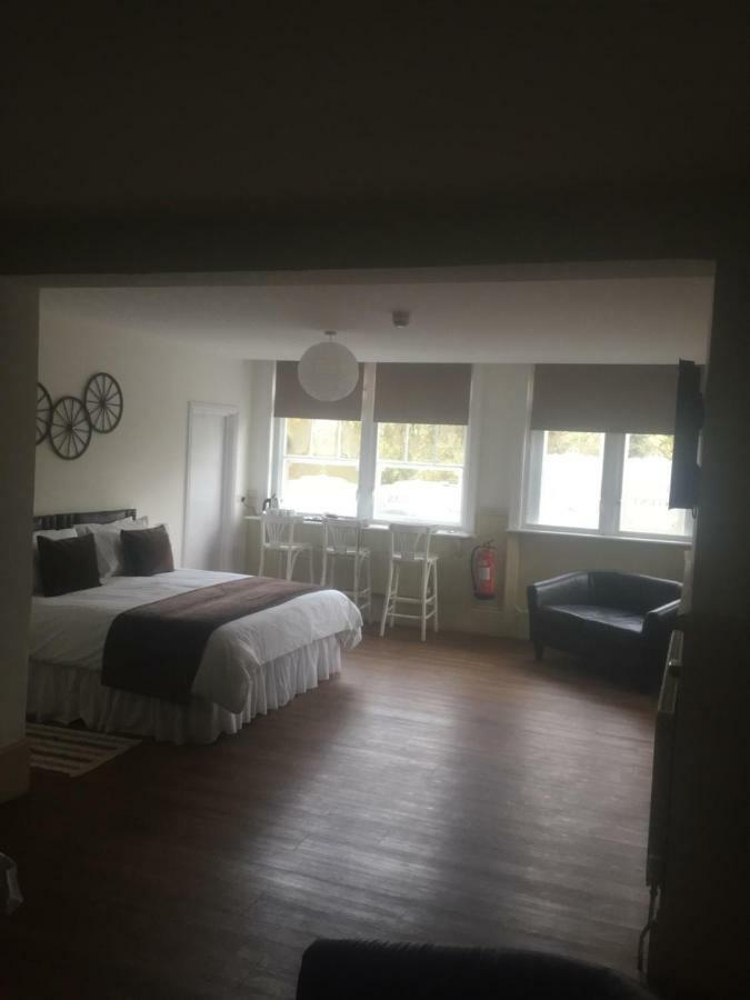 Good Intent Rooms Waltham Abbey Eksteriør bilde
