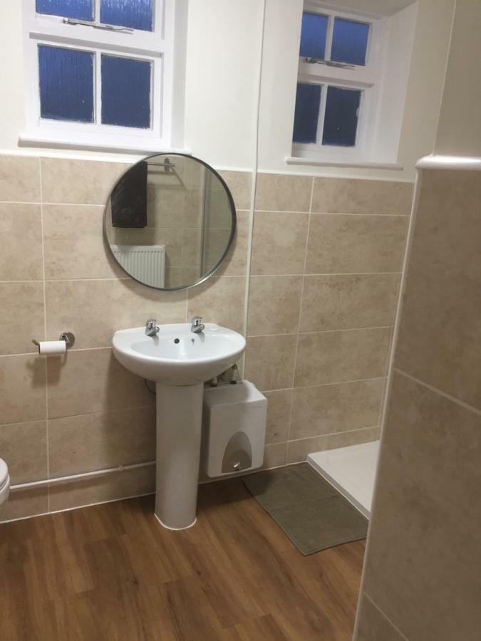 Good Intent Rooms Waltham Abbey Eksteriør bilde